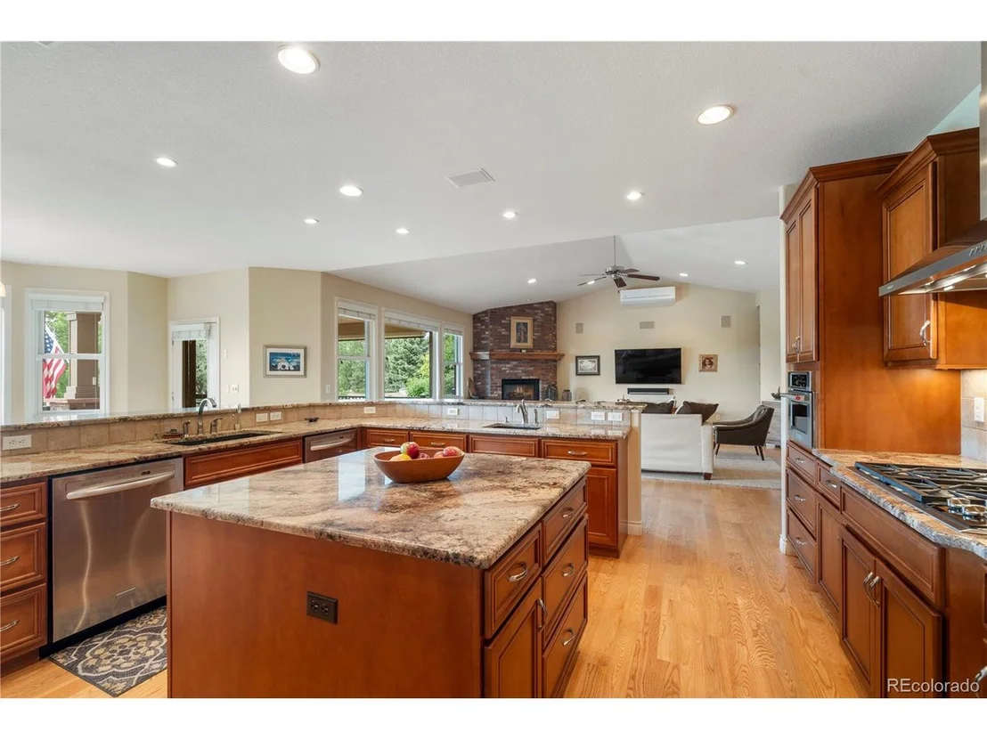Photo of 9255 W 73rd Pl