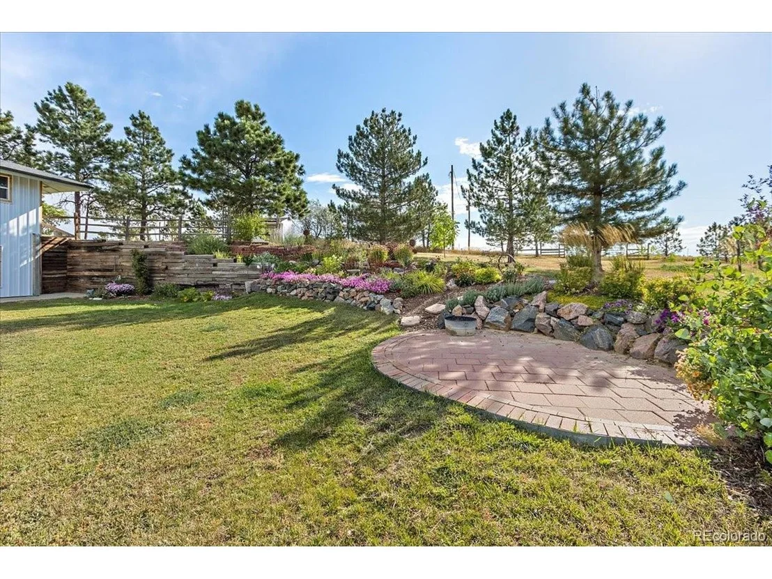 Photo of 32131 Private Road 7