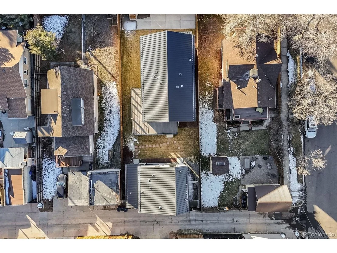 Photo of 3880 Sheridan Blvd