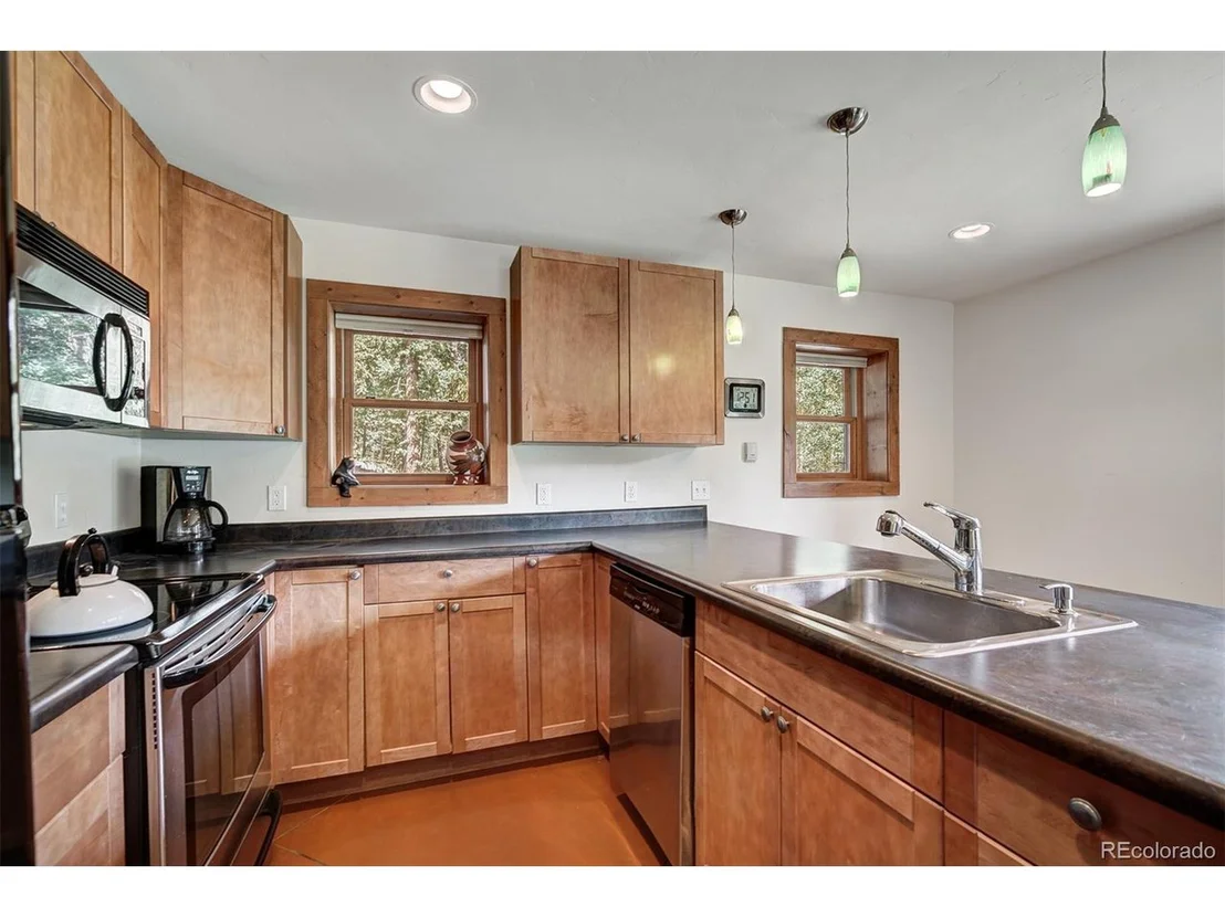 Photo of 22 Peterson Dr