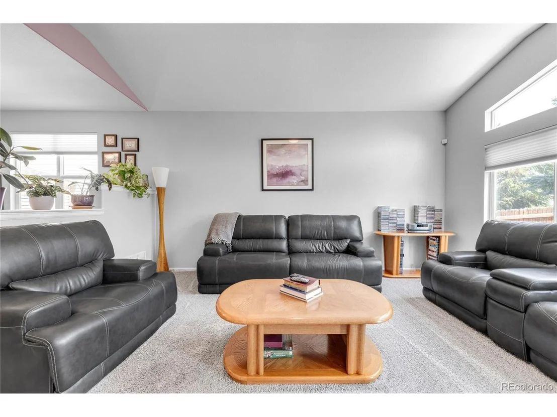 Photo of 374 Tumbleweed Dr