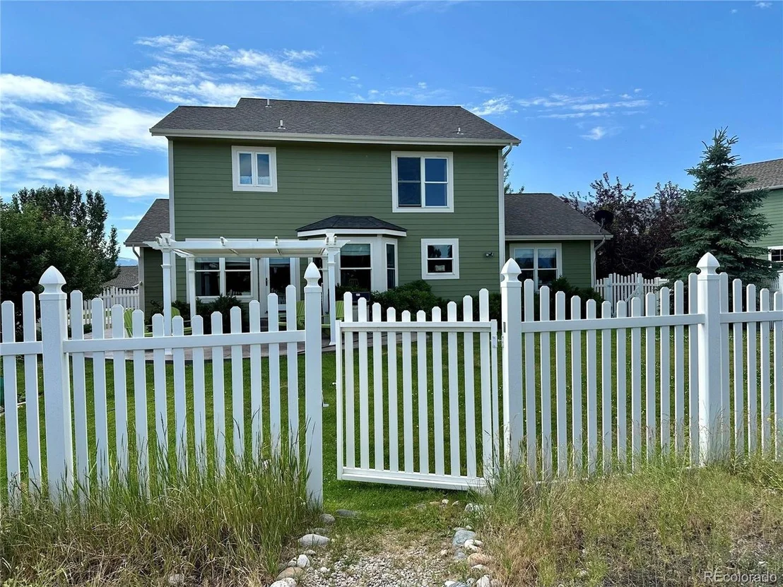 Photo of 15 Trailside Cir