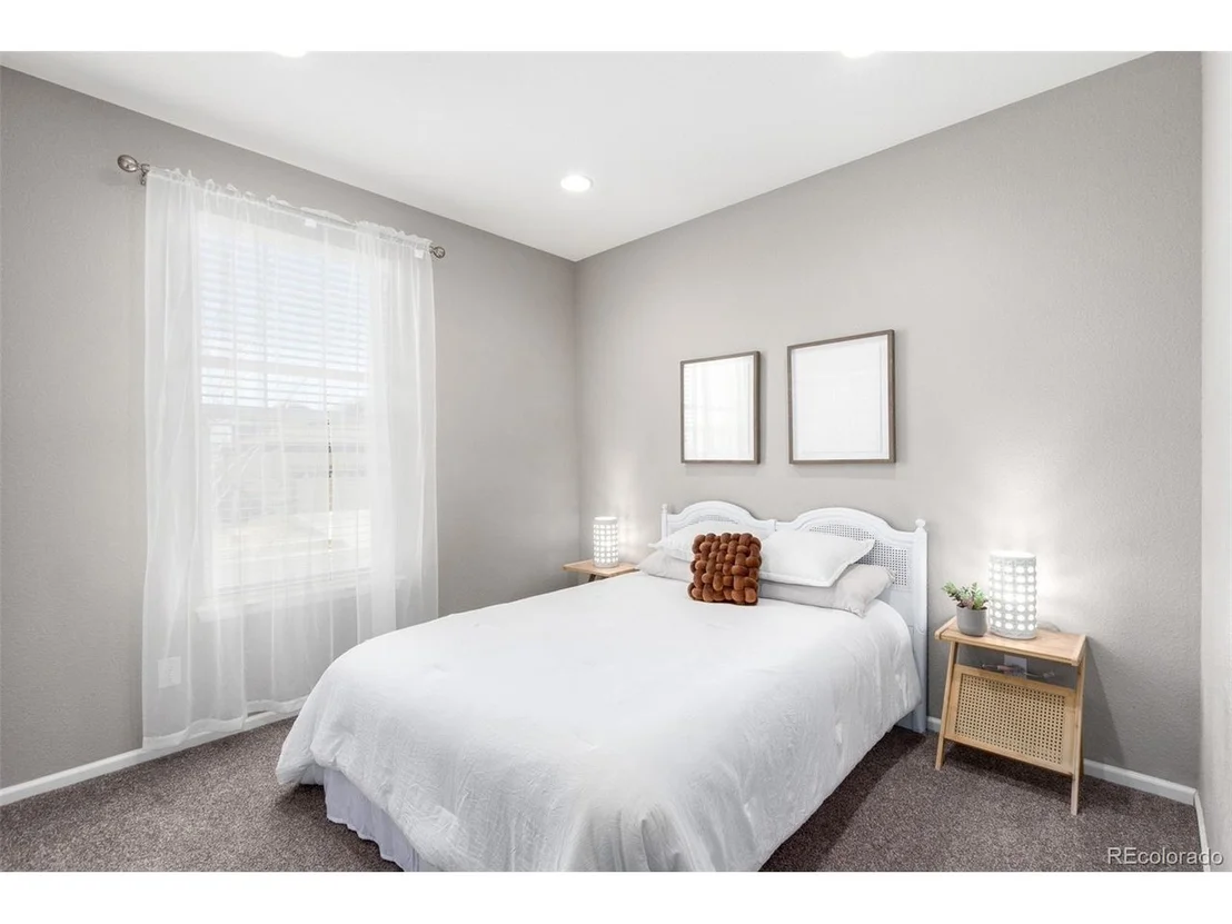 Photo of 4834 Sunset Pl