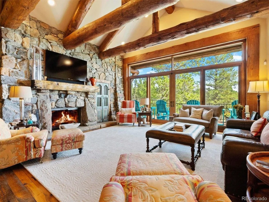 Photo of 9141 Mountain Ranch Rd