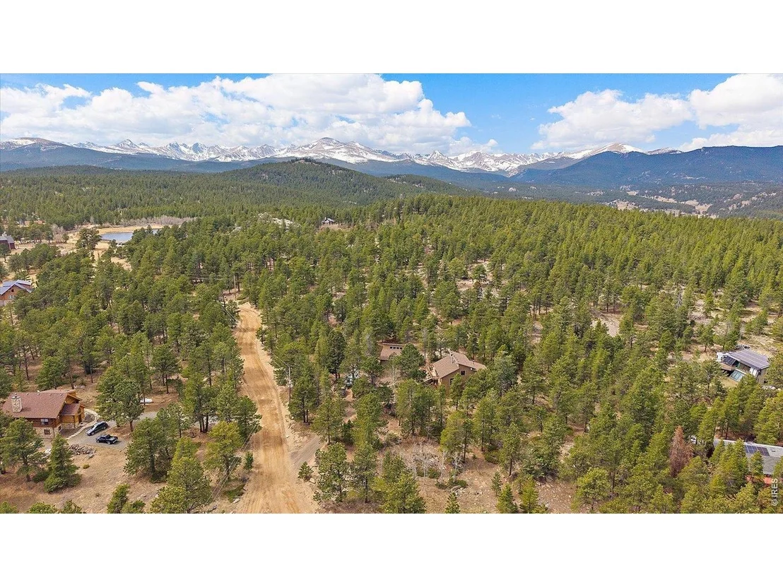 Photo of 902 Rock Lake Rd