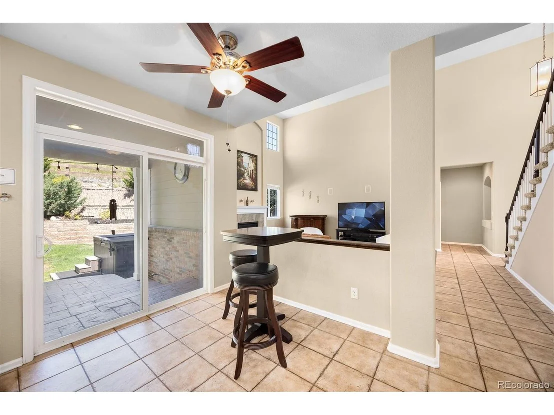 Photo of 6987 Esperanza Dr