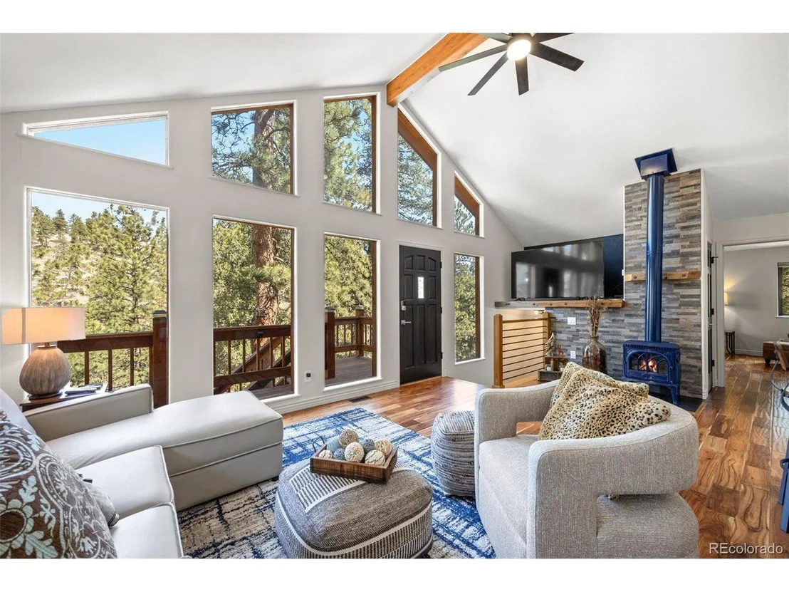 Photo of 55 Sleepy Hollow Dr
