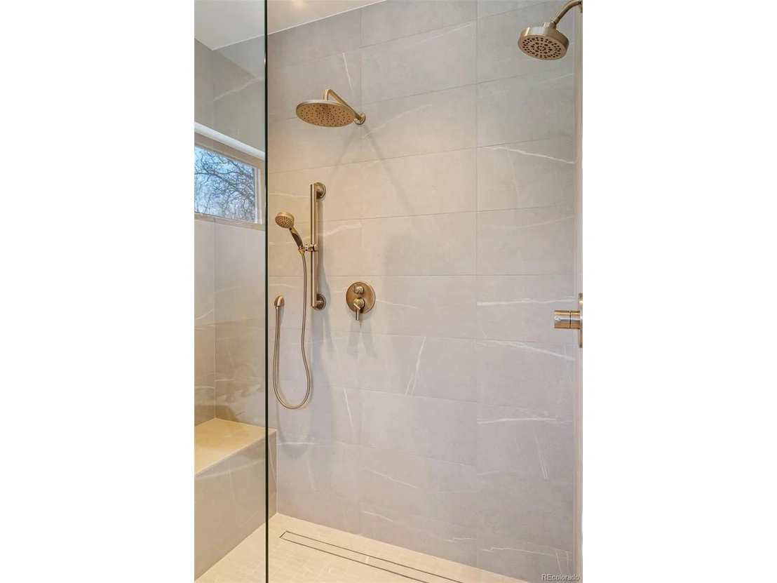 Photo of 4671 Highline Pl