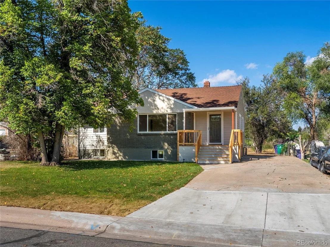 Photo of 3441 W Ford Pl