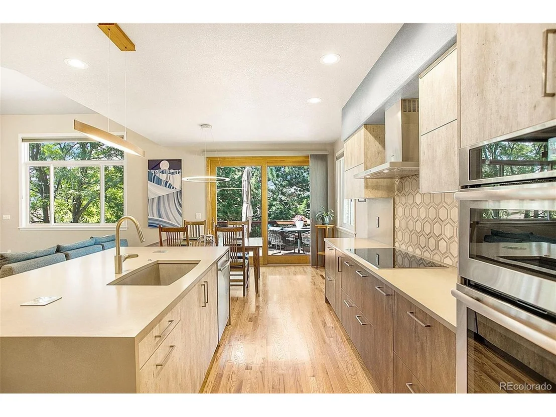 Photo of 1418 Pine View Rd