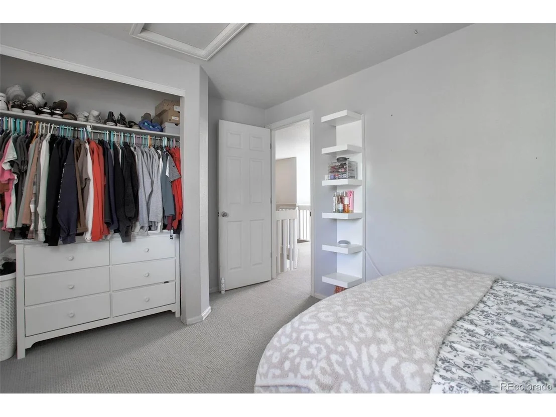 Photo of 5363 Badger Ln