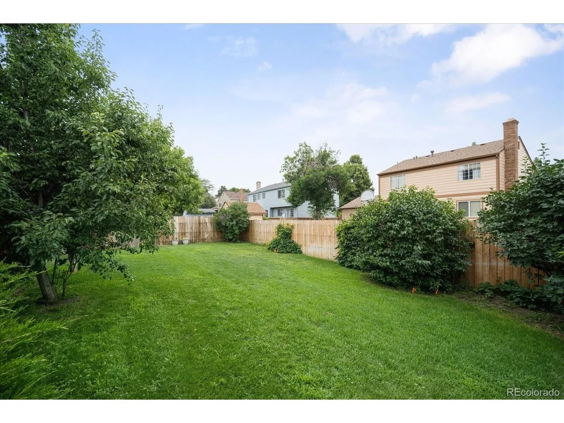 Photo of 16238 E Exposition Dr