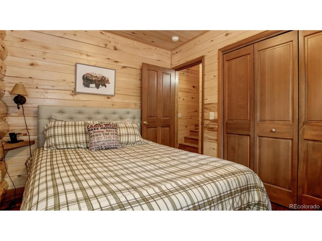 Photo of 885 Circle 73