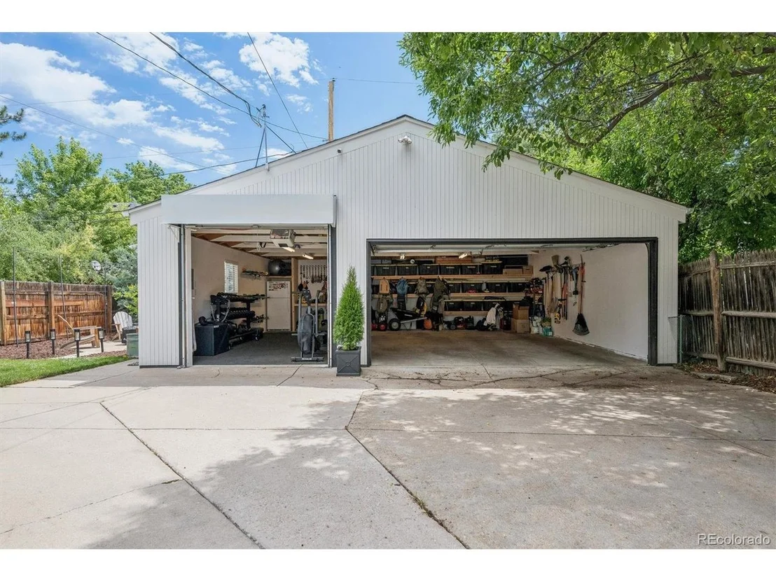 Photo of 450 Elm St