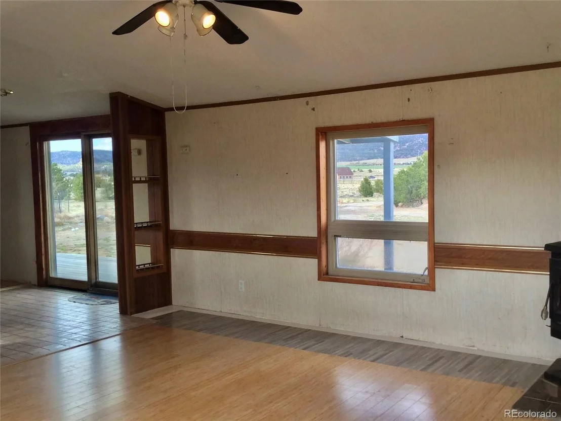 Photo of 10160 County Road 190 West