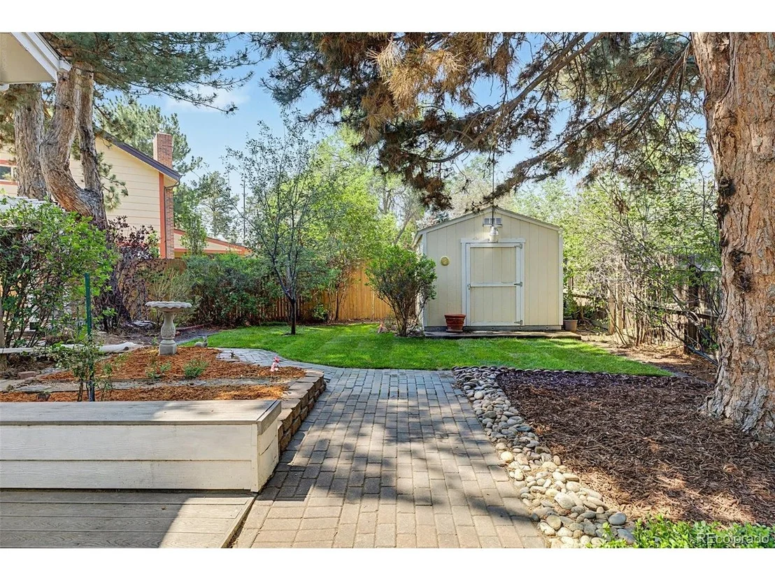 Photo of 8039 Marshall Cir