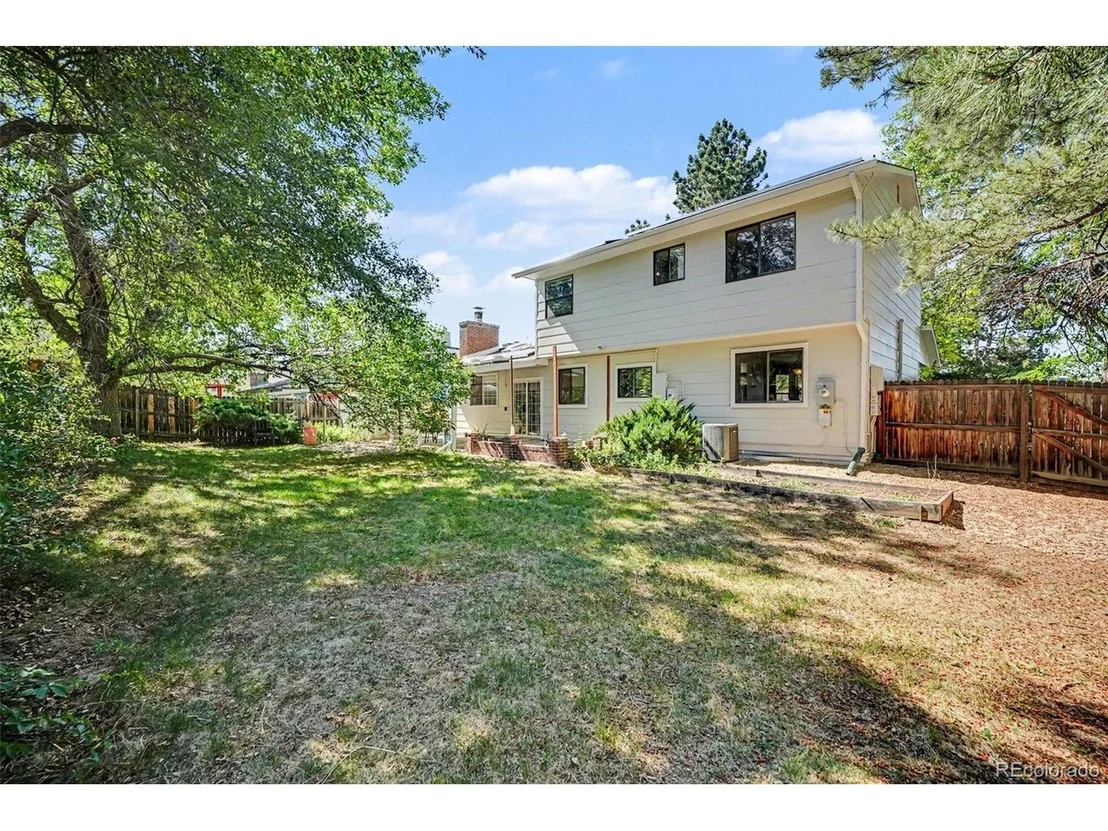 Photo of 9108 W 75th Pl