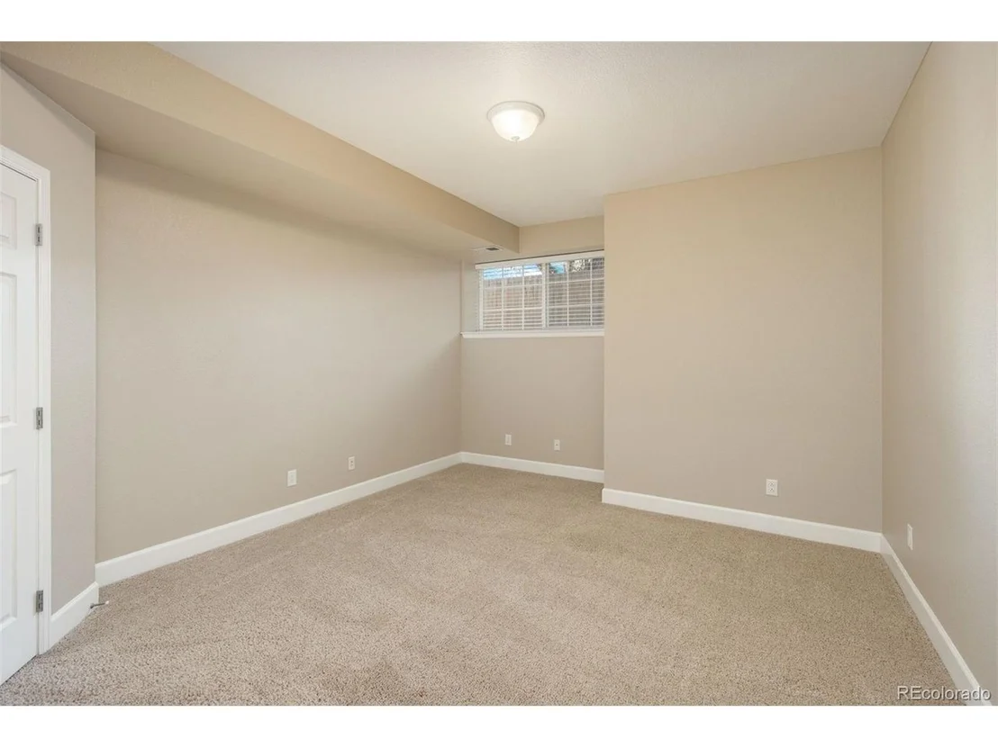 Photo of 4062 Lee Cir