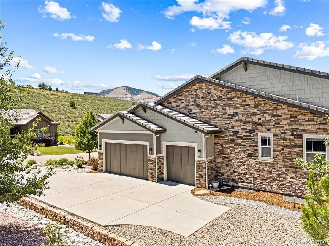 Photo of 4888 Hogback Ridge Rd