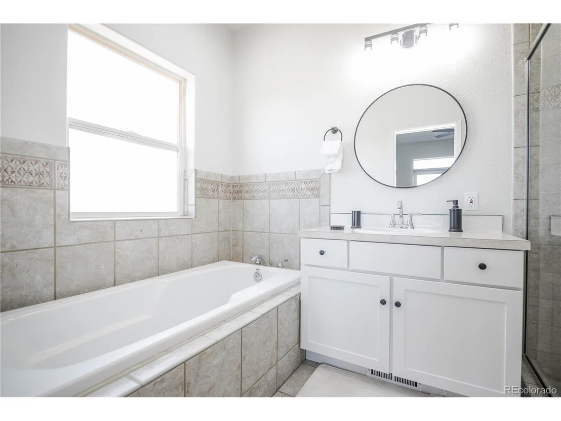 Photo of 13880 Cavanaugh Rd