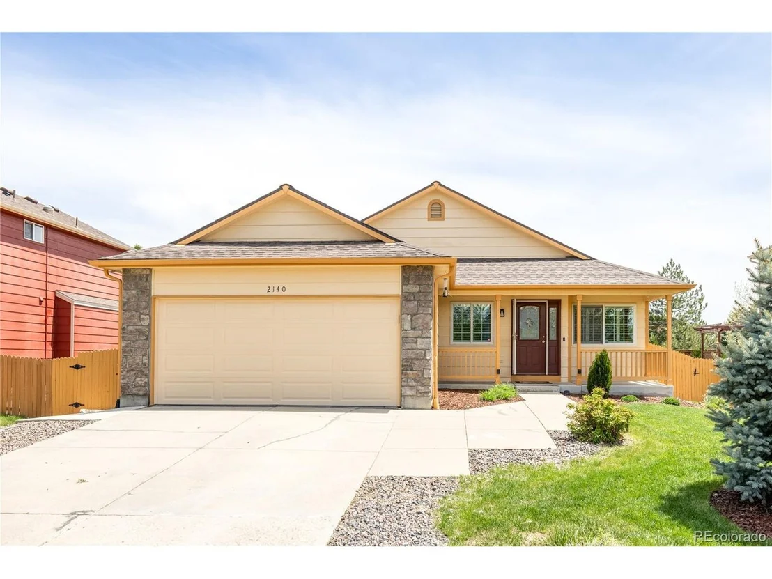 Photo of 2140 Santa Fe Dr