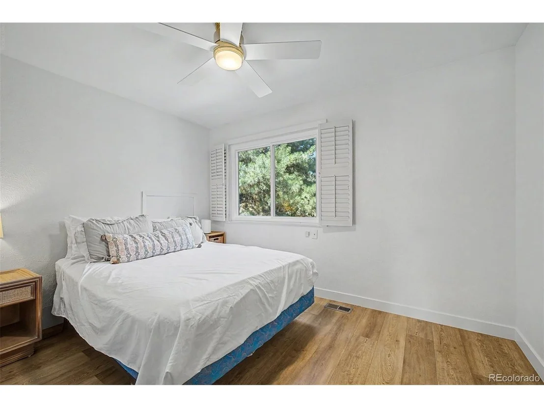 Photo of 8039 Marshall Cir