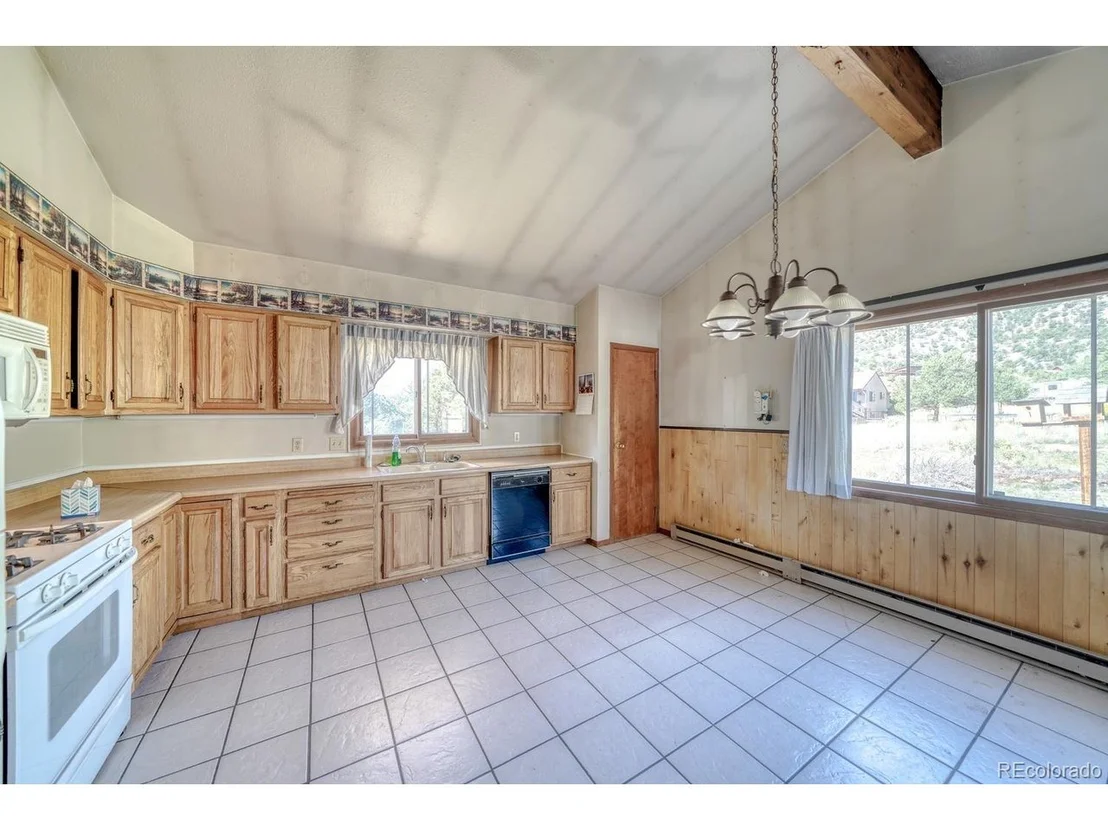 Photo of 10239 W Cheyenne Cir