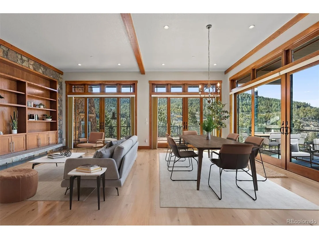 Photo of 180 Outpost Ln