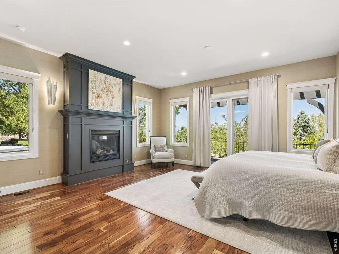 Photo of 15478 Mountain View Cir