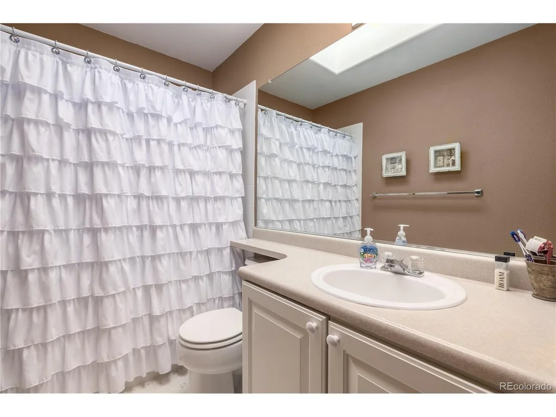 Photo of 1349 Carnation Cir