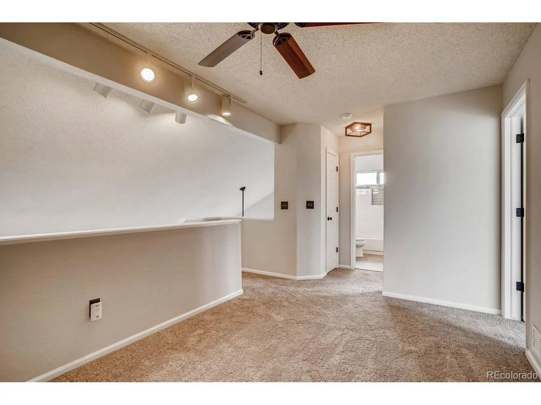 Photo of 11623 Laurel Ln
