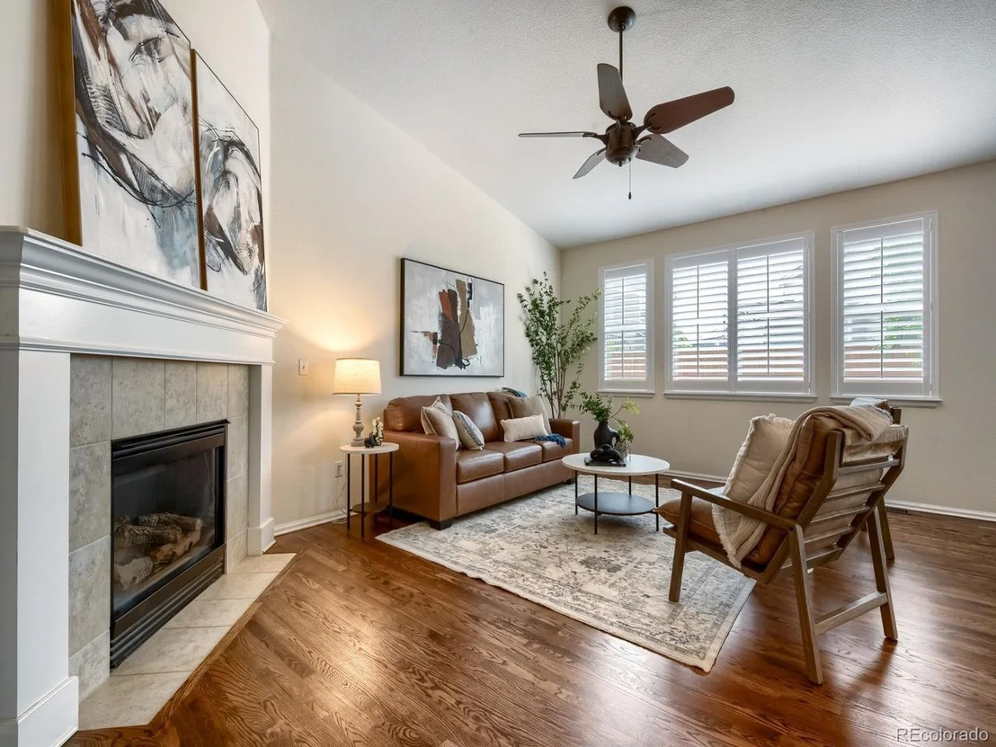 Photo of 11039 Valleybrook Cir