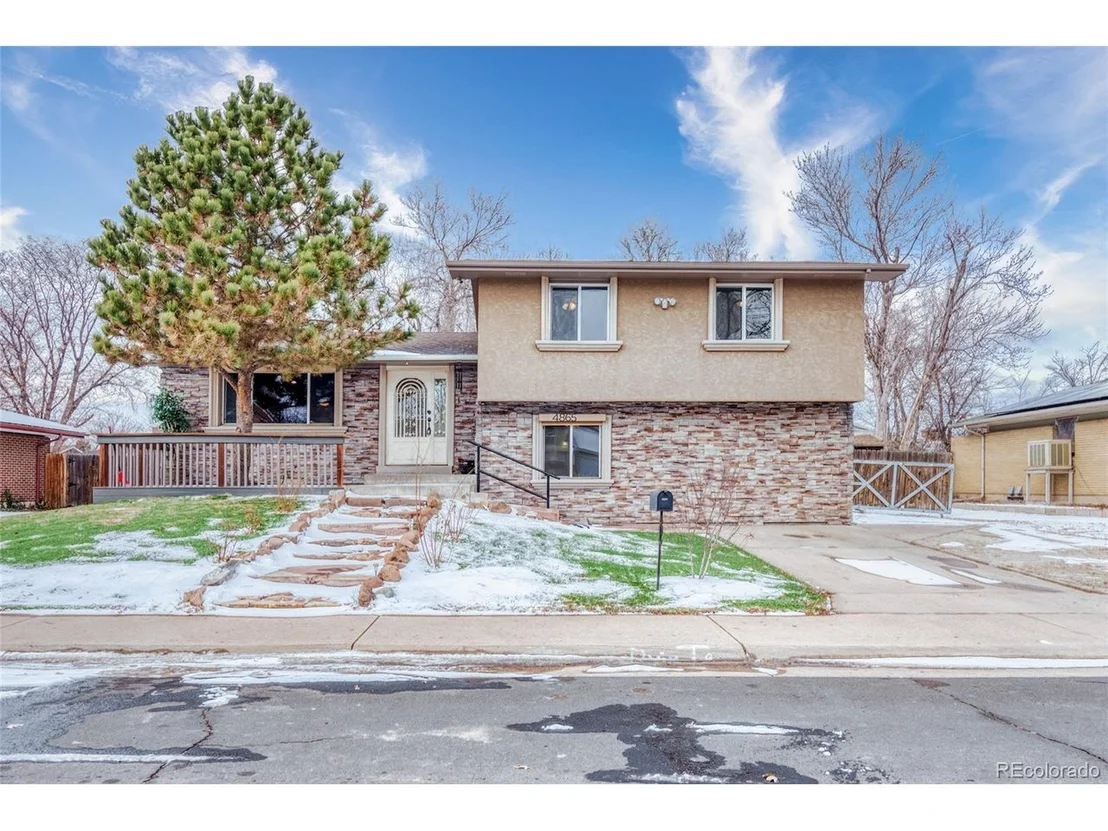 Photo of 4865 Scranton Ct