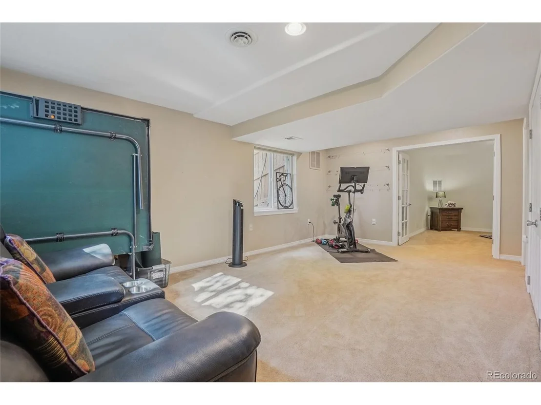 Photo of 16071 Crestrock Cir