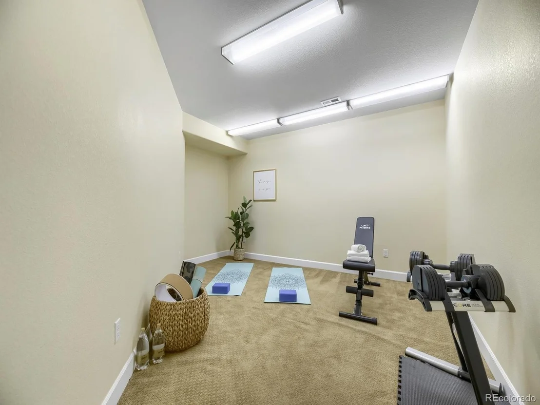 Photo of 15625 Carob Cir