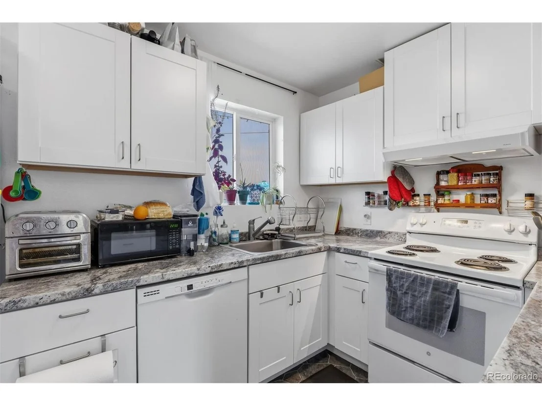 Photo of 101 S Maple St