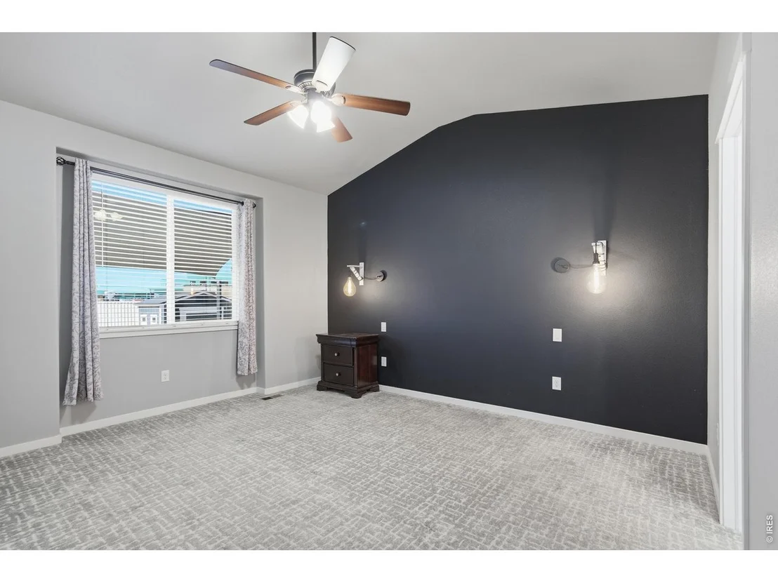Photo of 347 Linden Oaks Dr