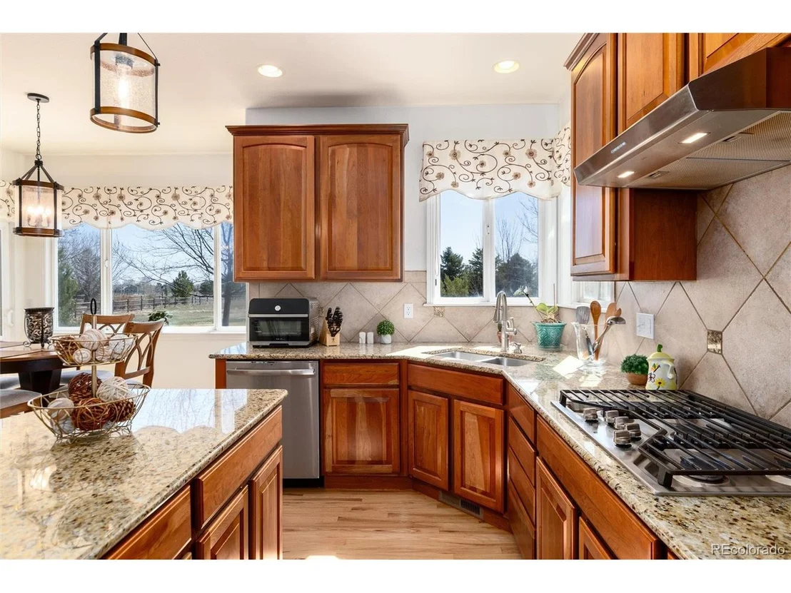 Photo of 4628 Meadowlark Dr