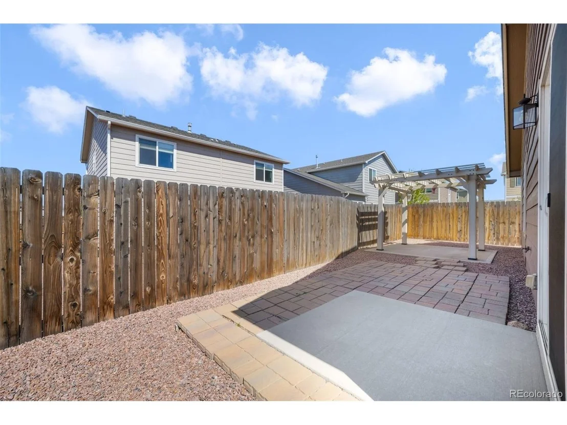 Photo of 7704 Cruzer Hts