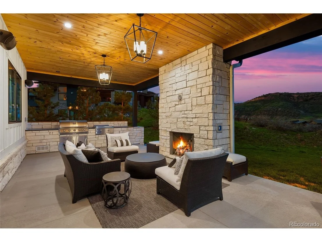Photo of 15191 Dinosaur Ridge Rd
