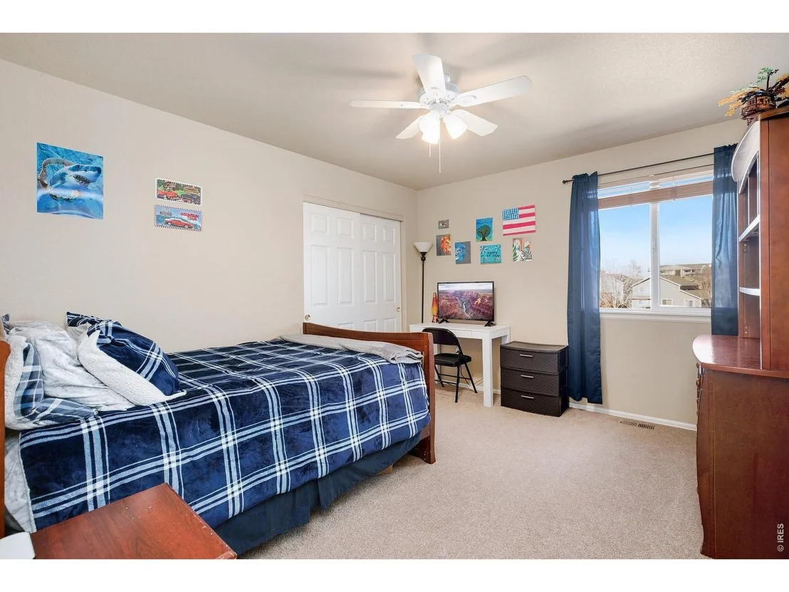 Photo of 7592 Triangle Dr
