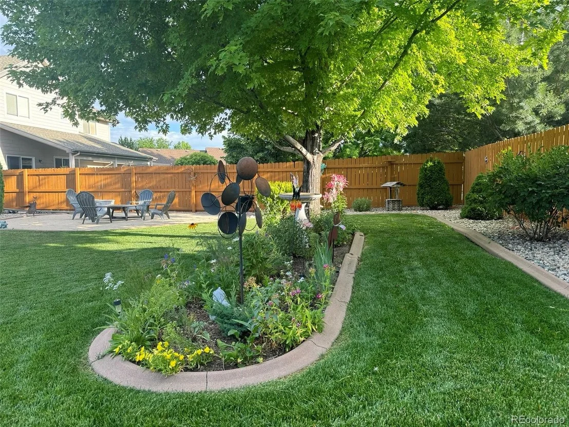 Photo of 556 Barnwood Dr