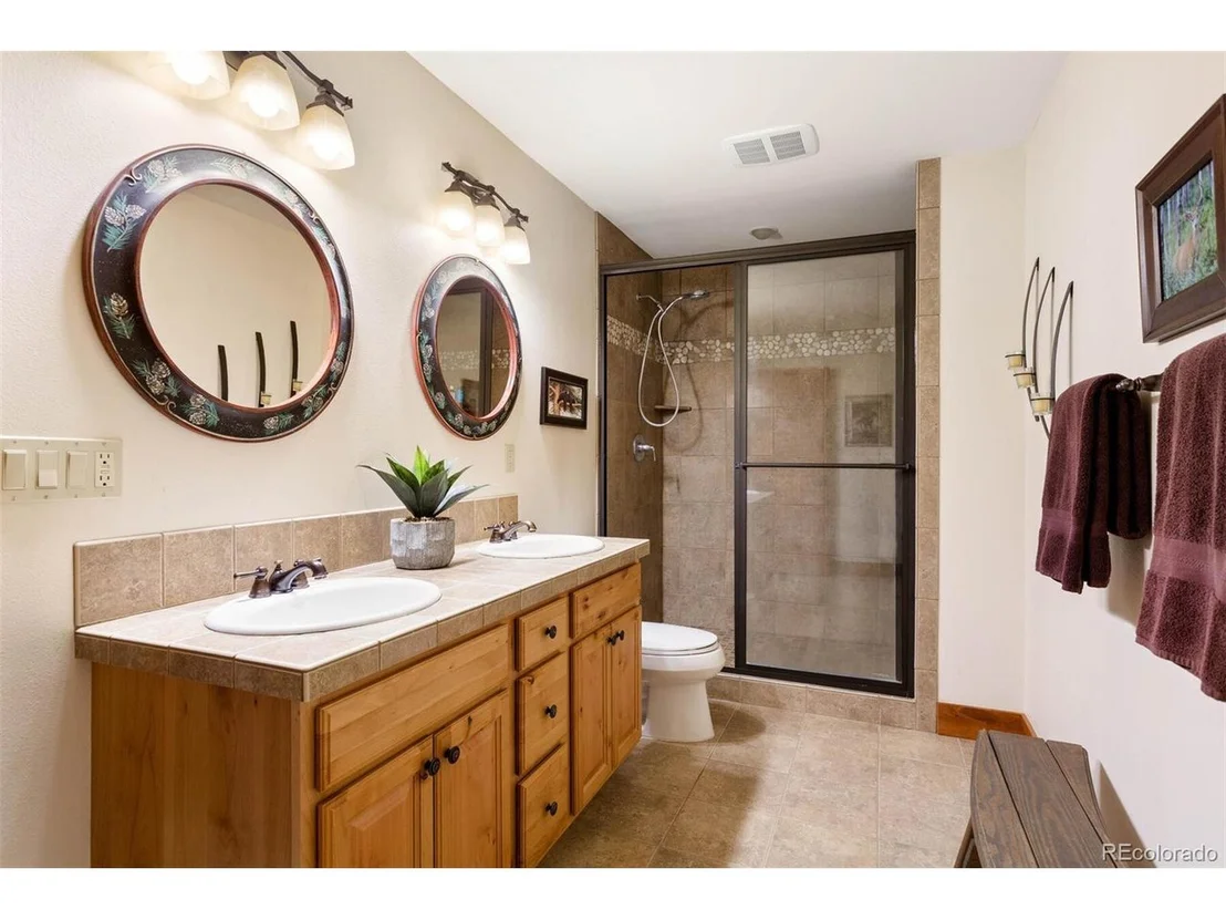 Photo of 657 Stagecoach Dr