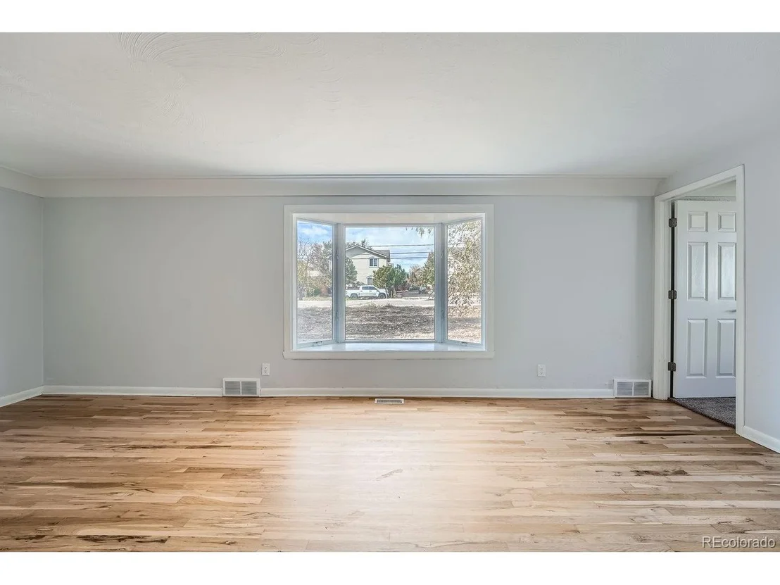 Photo of 6052 Wadsworth Blvd