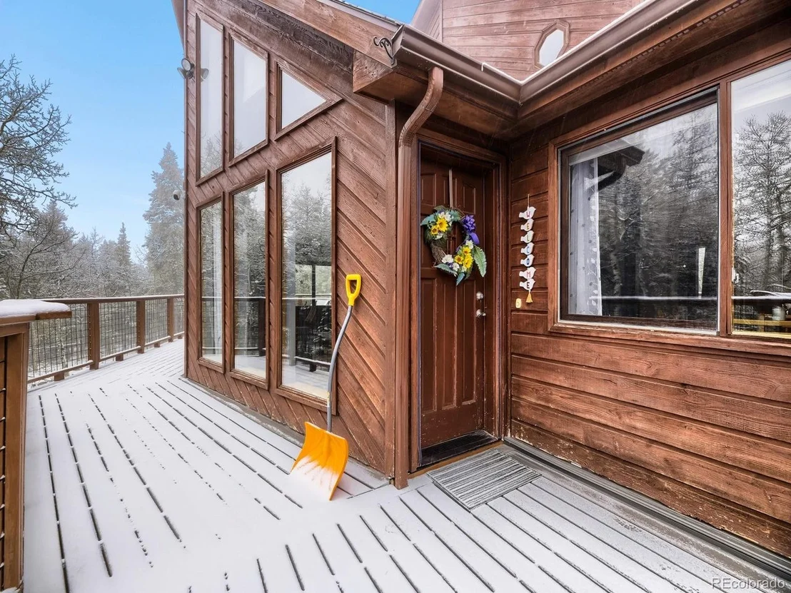 Photo of 10622 Conifer Mountain Rd