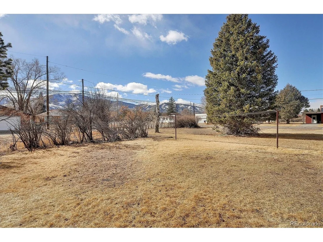 Photo of 545 Ouray Ave