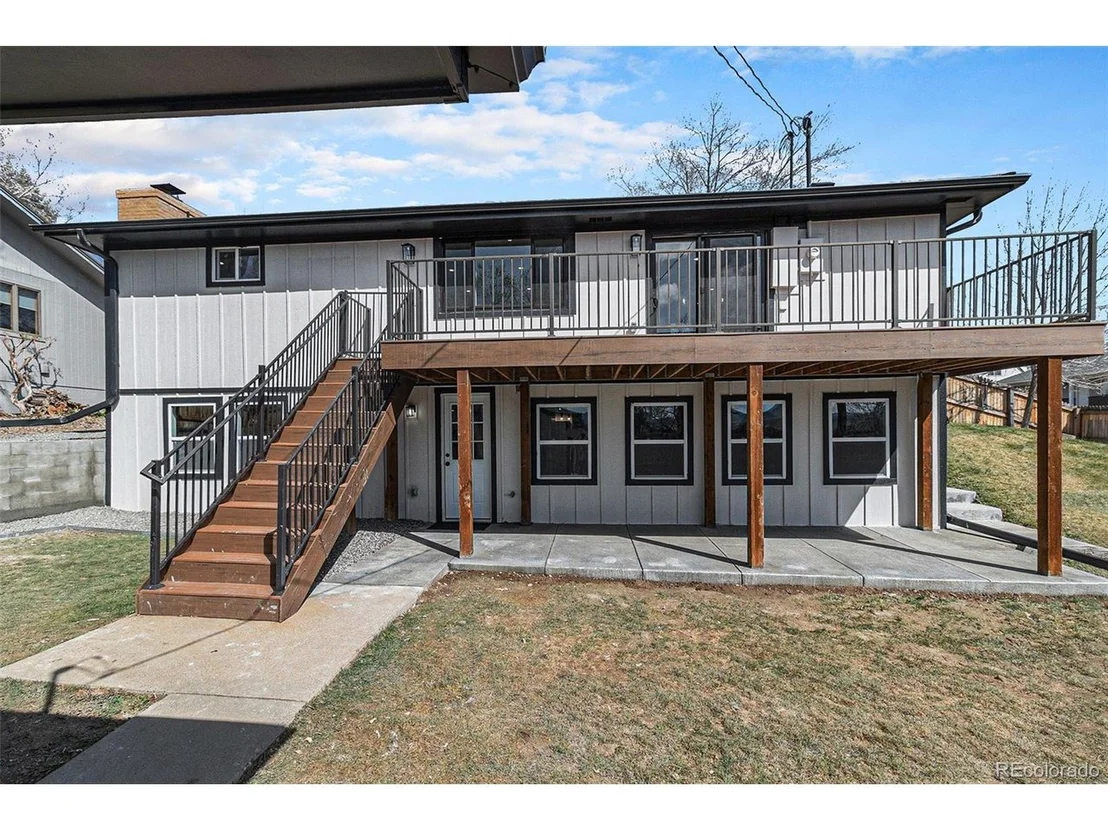 Photo of 6711 Field St