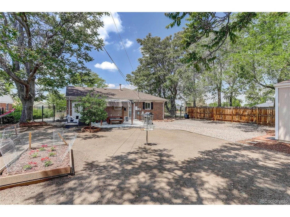 Photo of 3090 Jasmine St
