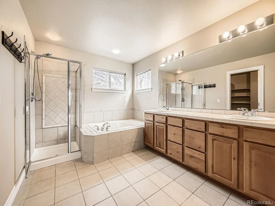 Photo of 4941 Silverleaf Ave