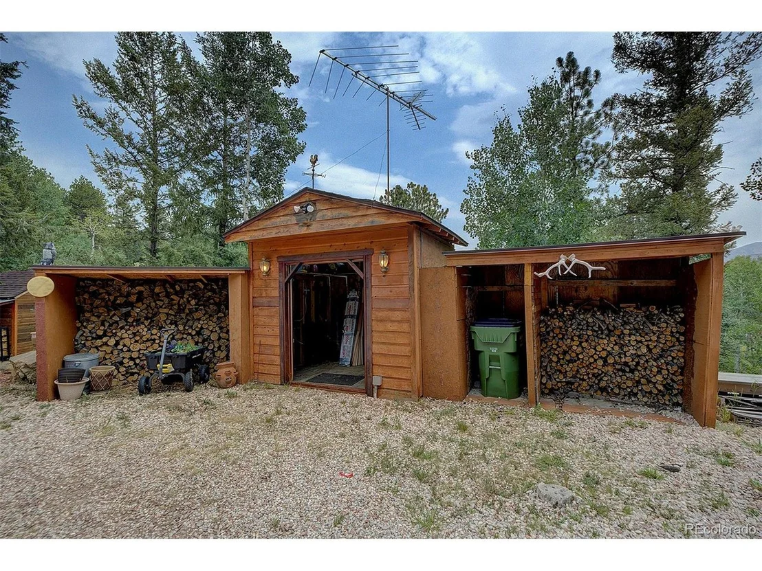 Photo of 32 Aspen Dr